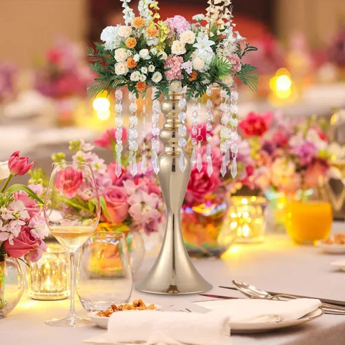 Vista 2 de 8 centros de mesa de fiesta para mesas, soportes de flores de metal con cuentas de cristal, centros de mesa de boda para mesa, jarrones de flores