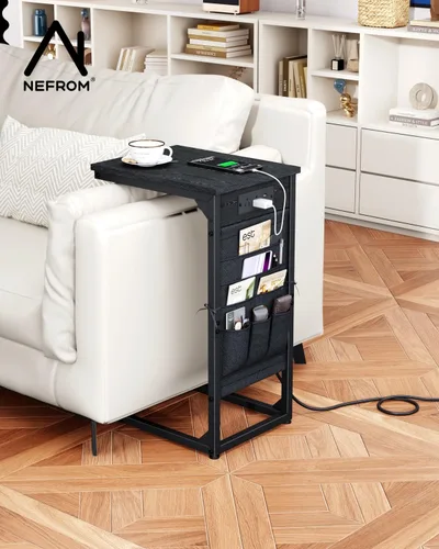 Vista 6 de Mesa auxiliar en forma de C con estación de carga rápida, mesa lateral pequeña para sofá con bolsa de almacenamiento, bandeja de TV para sofá
