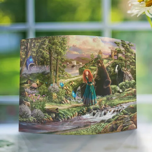 Vista 4 de Disney Brave - Thomas Kinkade Studios - Impresión fotográfica acrílica curvada de 10 x 7 pulgadas - Decoración independiente - Coleccionable