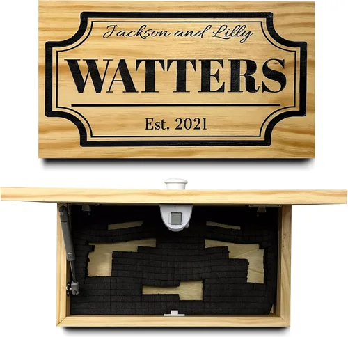 Vista 10 de Bellewood Designs Caja de Almacenamiento Oculta Personalizable para Armas en Pared - Caja de Seguridad Oculta para Armas con Nombre Familiar y Fecha