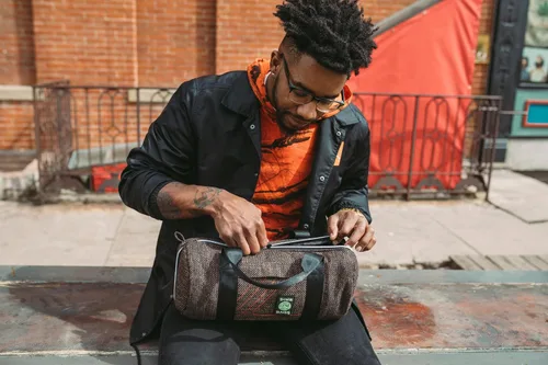 Vista 7 de Dime Bags - Bolsa acolchada, Negro), 15PDBLK
