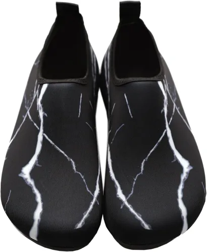 Vista 4 de Valennia Zapatos de agua para hombre y mujer, sin cordones, de secado rápido, ligeros, calcetines acuáticos para playa, natación, yoga, deportes al