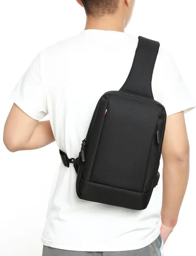 Vista 6 de Bolso bandolera para hombre, bolsa de hombro pequeña, bolsa de mensajero con puerto de carga USB, bolsa cruzada ligera para bolso de trabajo