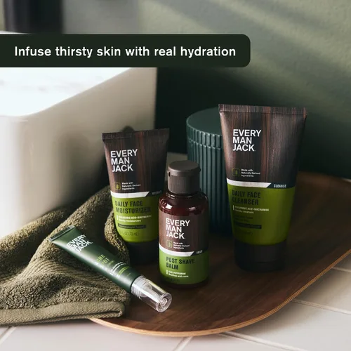 Vista 3 de Every Man Jack Loción facial diaria para hombres, hidrata profundamente y revive la piel seca y cansada con ácido hialurónico, aloe vera