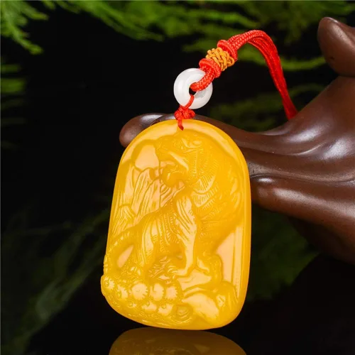 Vista 3 de Pure Hetian Jade Yellow Dragon Jade Tiger Colgante Hombre y Mujer Jade Colgante Collar Yu Peiyu Jade Zodiaco Tigre Colgante