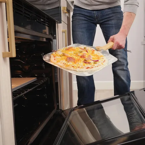 Vista 5 de Old Stone Pizza Kitchen - Pala de aluminio para pizza con mango de madera plegable, 12 x 14 pulgadas