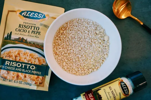 Vista 5 de Alessi Autentico, Risotto sazonado premium, arroz arborio italiano, fácil de preparar, cacio e pepe 6.5 onzas (queso y pimienta, paquete de 6)
