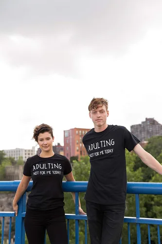 Vista 8 de Camiseta para hombre con texto en inglés Adulting Not for Me Today, divertida camiseta sarcástica para adultos, negro jaspeado