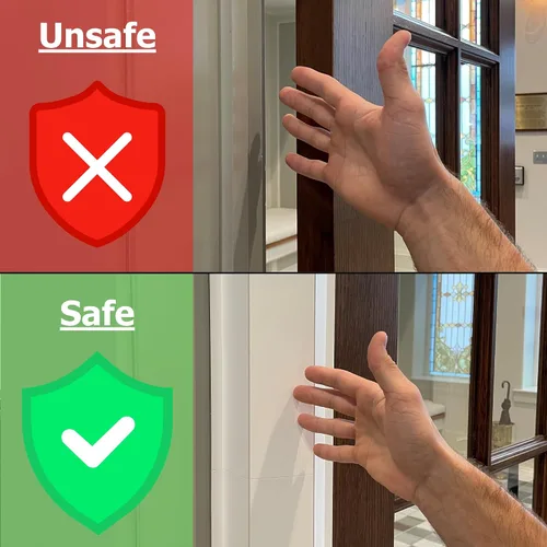Vista 6 de Cardinal Gates PinchNot - Protector de pellizco de puerta de 90 grados para niños, protector de bisagra de puerta para bebés, CSP23 - Protector