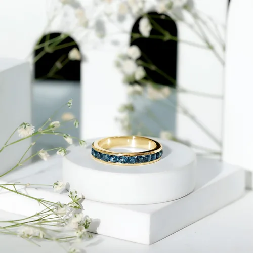 Vista 2 de Anillo de media eternidad con topacio azul londinense certificado para mujer, calidad AAA, anillo de piedra natal de diciembre, listo para regalar