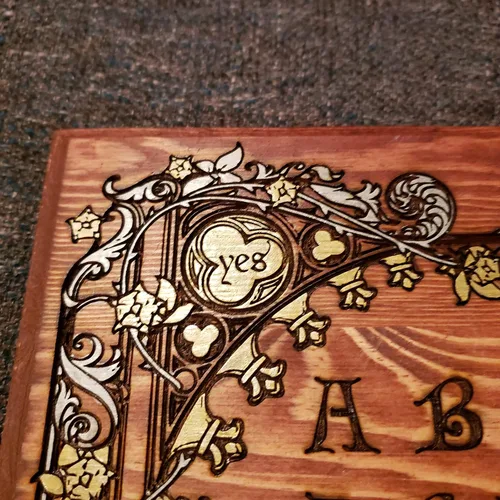 Vista 3 de Medieval Style Talking Spirit Board (Ouija Board)