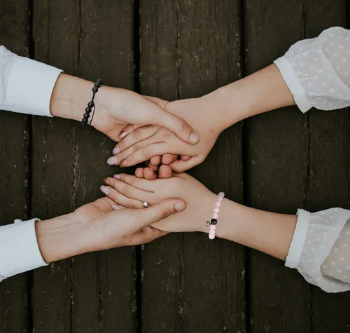 Vista 2 de Pulseras magnéticas a juego con tu novio y novia con cuentas para mujeres, hombres, amantes de los mejores amigos, pulseras de conexión para regalo