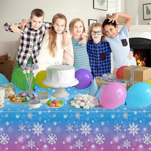 Vista 8 de 3 manteles de invierno con copos de nieve – Mantel de plástico de Frozen Wonderland desechable, rectangular, copos de nieve para suministros