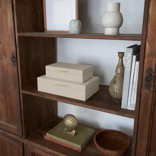 Vista 2 de ZICOTO Moderno juego de 2 cajas de almacenamiento decorativas con asas de metal negro, caja organizadora de joyas de piel sintética, caja