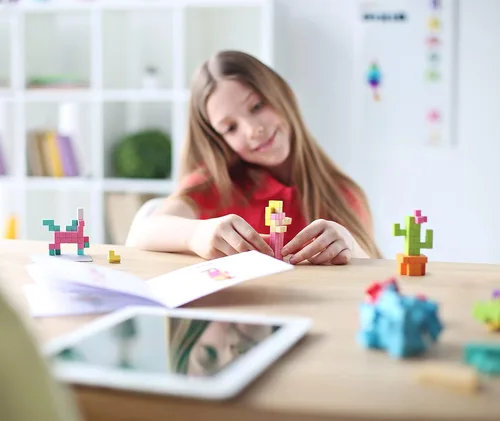 Vista 6 de PIXIO Bloques magnéticos mini océano, pequeños bloques de construcción magnéticos en estilo Pixel Art, creatividad para niños, juguetes STEM