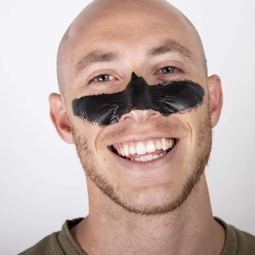 Vista 3 de Mascarilla facial de limpieza profunda de carbón negro, 2 onzas