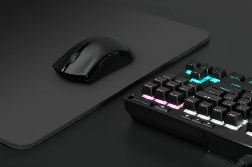 Vista 10 de CORSAIR SABRE RGB PRO Wireless Champion Series, mouse inalámbrico para juegos FPSMOBA, negro