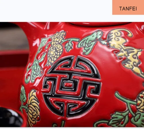 Vista 9 de Juego de té de cerámica tradicional chino de la boda retro rojo doble felicidad tetera taza de té recién casados regalo suministros de boda