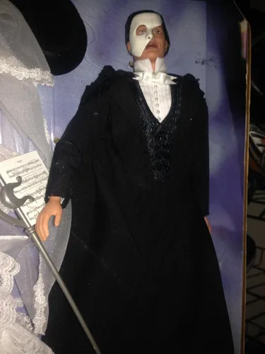 Vista 4 de Barbie y Ken Fantasma de la Ópera Fao Schwartz Edición Coleccionable Limitada