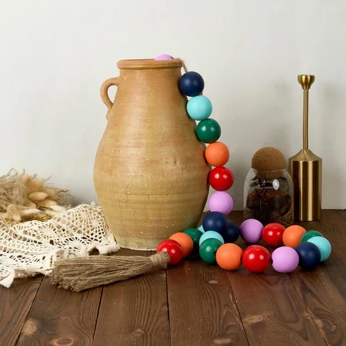 Vista 123 de OMISHE Guirnalda de cuentas de madera extra grande con cuentas de madera y borlas de 1.6 pulgadas de diámetro, cuentas decorativas rústicas de 41