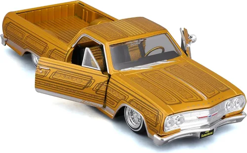 Vista 5 de 1965 Chevrolet El Camino Lowrider Gold Metallic con gráficos Lowriders Series 1/25 Modelo de coche fundido a troquel por Maisto