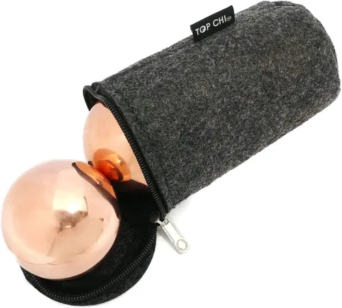 Vista 3 de Top Chi Bolas Baoding de cobre sólido con bolsa de transporte para terapia de manos, ejercicio y alivio del estrés (mediano de 1.5 pulgadas)