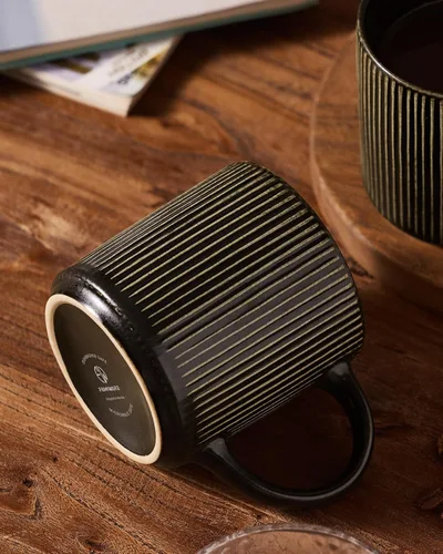Vista 8 de famiware Juego de 4 tazas de café de 12 onzas, tazas de cerámica con asa Negro (Star-Black)