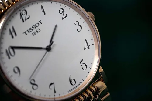 Vista 6 de Reloj Tissot T-Classic Everytime oro rosa T1096103303200