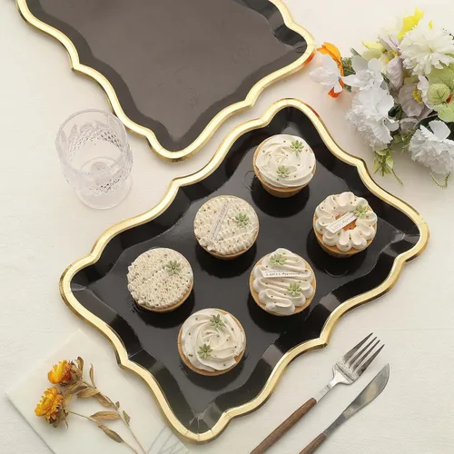 Vista 2 de Efavormart - Paquete de 10 bandejas rectangulares negras de 14 x 10 pulgadas con borde dorado, bandejas de papel resistentes de 400 GSM para bodas