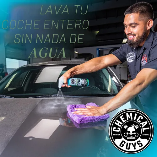 Vista 2 de Chemical Guys Swift Wipe - Aerosol rociable para lavado de autos sin agua, pulveriza y limpia para limpiar y dar brillo de forma segura a