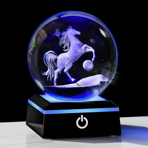 Vista 12 de Qianwei Regalos de mariposa para mujeres con bola de cristal 3D de 3.14" - 80mm, figuras de animales de cristal con láser, estatuas para decoración