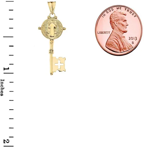 Vista 2 de Colgante con llave de cruz reversible de San Benito de oro amarillo de 14 k