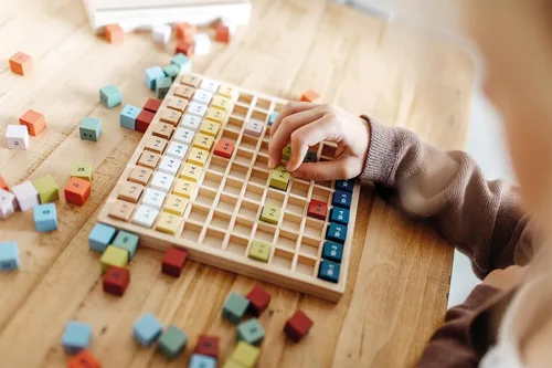 Vista 9 de small foot Wooden toys Small Foot Wooden Toys Learning Multiplication Table "Educate" juguete educativo diseñado para niños a partir de 6 años