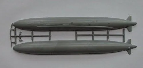 Vista 4 de Micro Mir ***Submarino de propulsión nuclear estadounidense 'Sturgeon', Long Hull 1/350 350-012