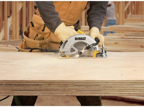 Vista 8 de DEWALT Sierra circular de 7 1/4 pulgadas, giratoria con bisel de hasta 57 grados, con cable (DWE575SB)