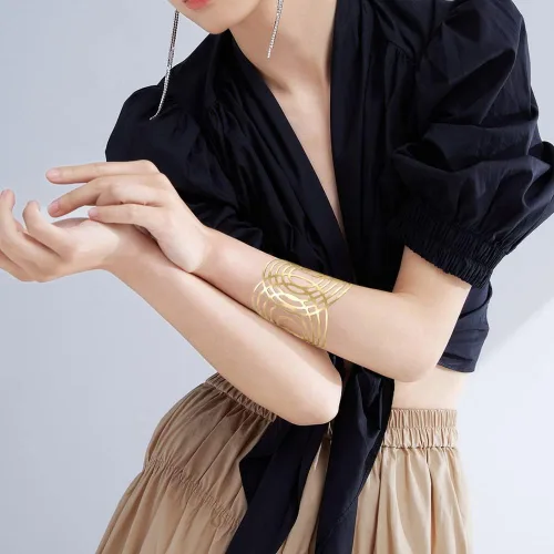 Vista 3 de SAMOCO 7 piezas de brazalete para mujer, brazalete de oro abierto, ancho ancho, brazalete ajustable, brazalete de muñeca, Sin gema