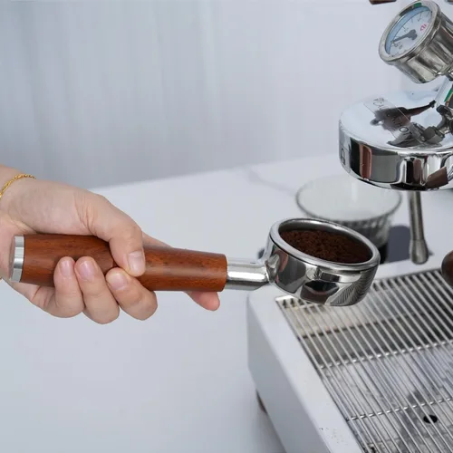 Vista 4 de 58mm Portafiltro sin fondo para cabeza de grupo E61 Portafiltro desnudo de grado profesional de barista Compatible con Rocket, Lelit, Ascaso