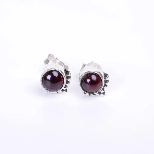 Vista 57 de Round Gemstone Stud Design 2