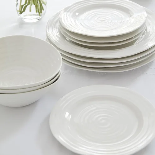 Vista 4 de Portmeirion Sophie Conran - Juego de vajilla de porcelana blanca de 12 piezas, diseño ondulado, juego de platos y cuencos para uso diario
