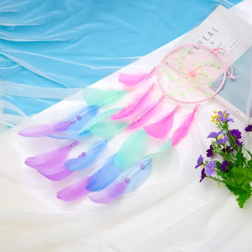Vista 4 de Atrapasueños luminosos para niñas, decoración de pared nativa de plumas rosadas hechas a mano