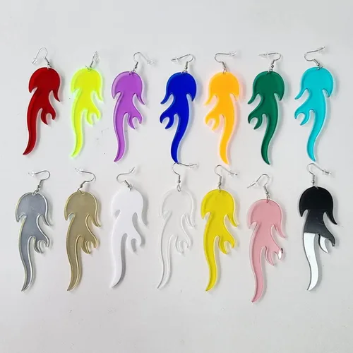 Vista 3 de Aretes colgantes de llama de acrílico multicolor, hiphop, de resina única, aretes colgantes de fuego, ligeros, punk, quemados, gotas para la oreja