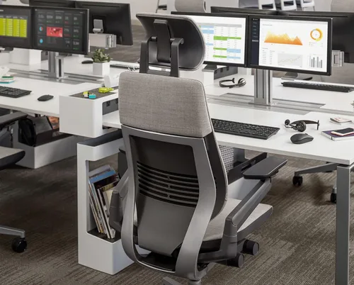 Vista 2 de Steelcase - Silla de escritorio Gesture con reposacabezas, soporte lumbar y estructura negra