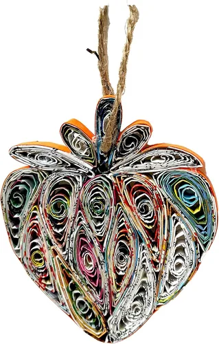Vista 3 de Strawberry Quilling Ornament Card, Recycled Christmas Blank Card