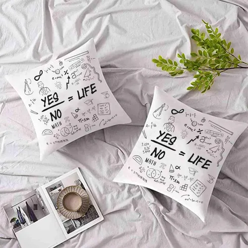 Vista 2 de Fundas de almohada de matemáticas en blanco y negro de 16 x 16 pulgadas, fundas de almohada blancas escritas a mano con texto matemático