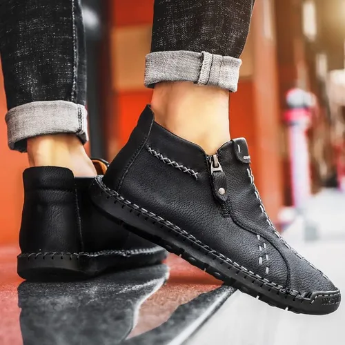 Vista 5 de Govicta Zapatos casuales de cuero para hombre, botas chukka al tobillo, mocasines de media parte superior, zapatos renacentistas, botas piratas