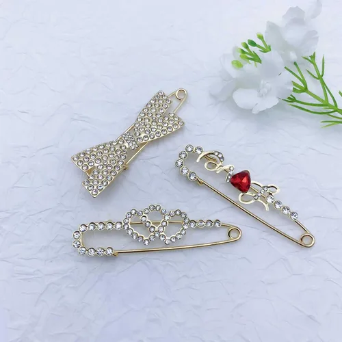 Vista 155 de 4 piezas de clip de anillo de bufanda para mujer, broche de perlas y flores, hebilla de metal para chal, accesorios de decoración para damas y niñas