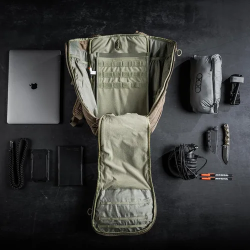 Vista 2 de Eberlestock Switchblade Pack - Mochila táctica EDC de perfil bajo para máximo espacio y organización