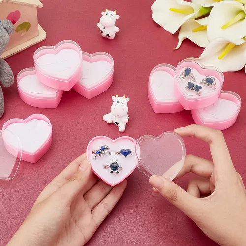 Vista 3 de CHGCRAFT 10 cajas de anillos de plástico transparente con forma de corazón de amor, aretes de cristal, cajas de almacenamiento de joyas, caja