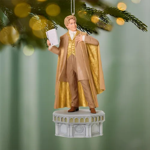 Vista 3 de Hallmark Keepsake Adorno navideño de Harry Potter (Gilderoy Lockhart)