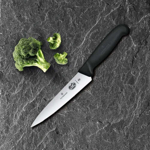 Vista 3 de Cuchillo de chef Victorinox, cuchillo pequeño de 5 pulgadas con mango de Fibrox, cuchillo de chef, 6 pulgadas, Negro